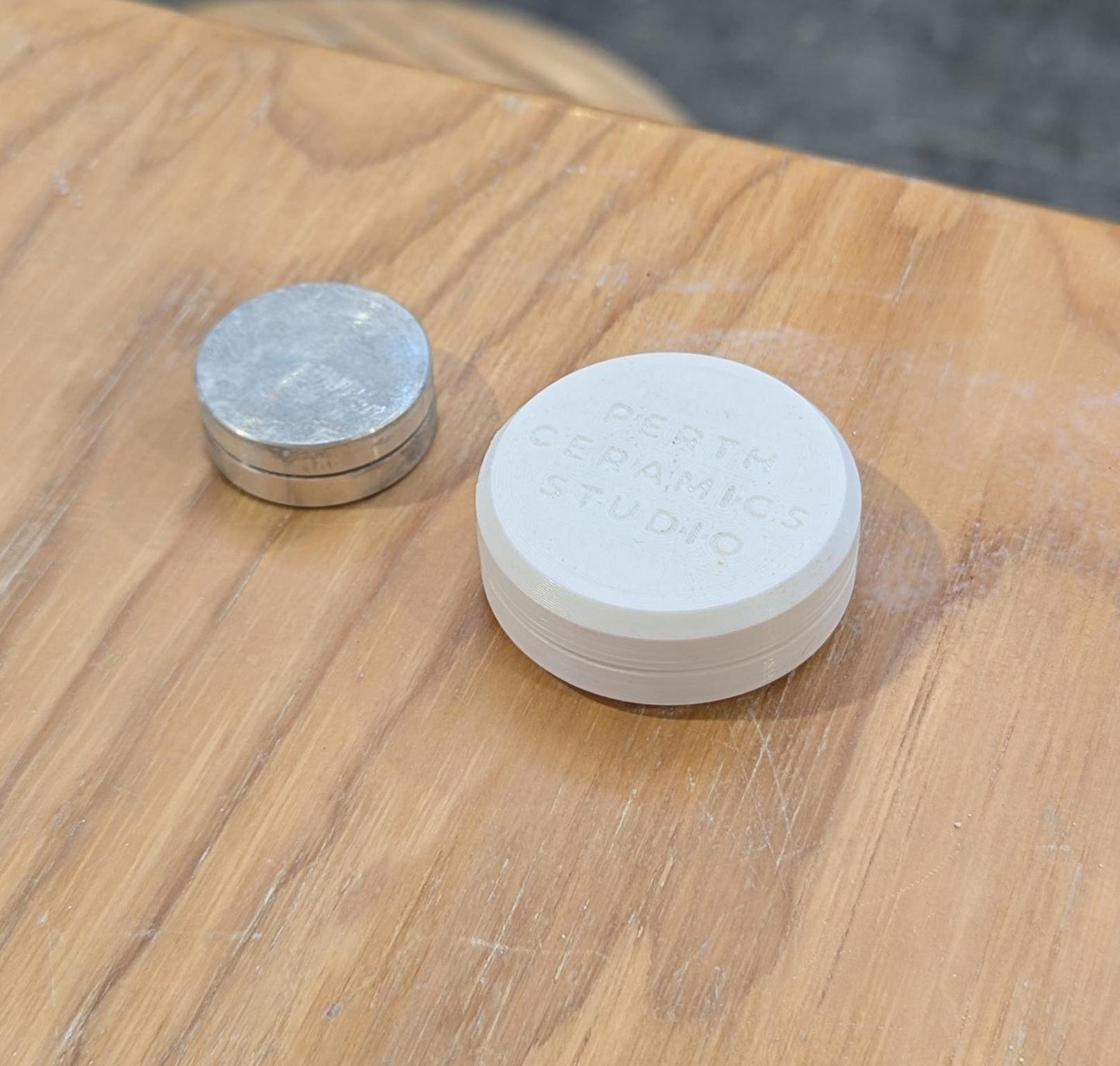 Pottery Trimming Spinner - Waterproof IP67 Clay Proof Tool for Better Control & Faster Workflow in Your Studio